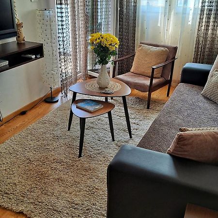 Apartman Miss T 포드고리차 외부 사진