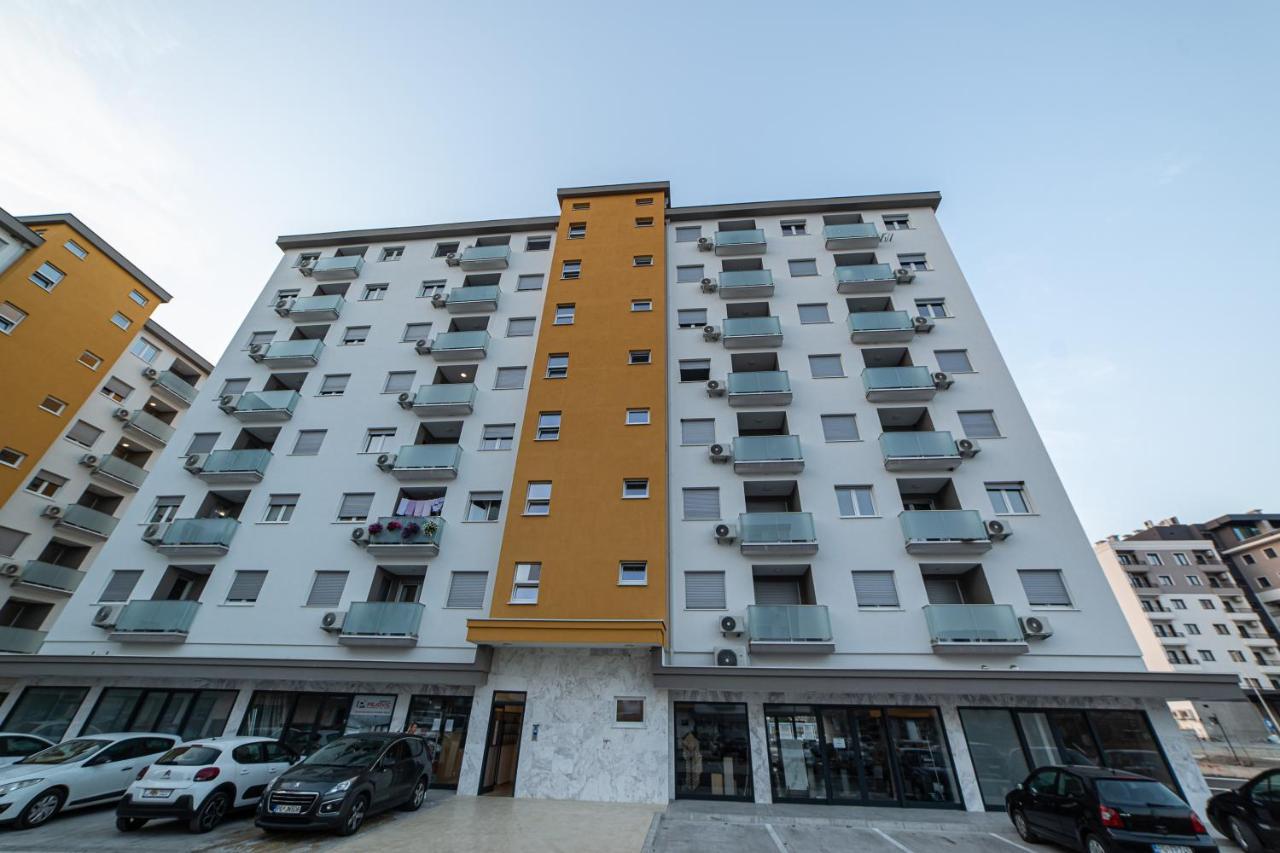 Apartman Miss T 포드고리차 외부 사진