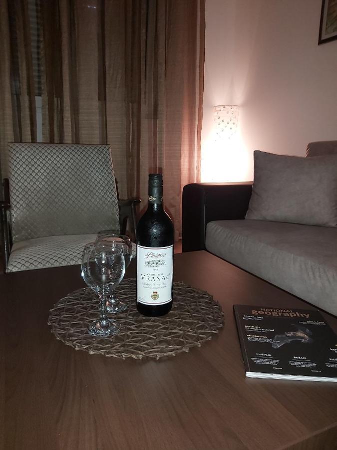 Apartman Miss T 포드고리차 외부 사진