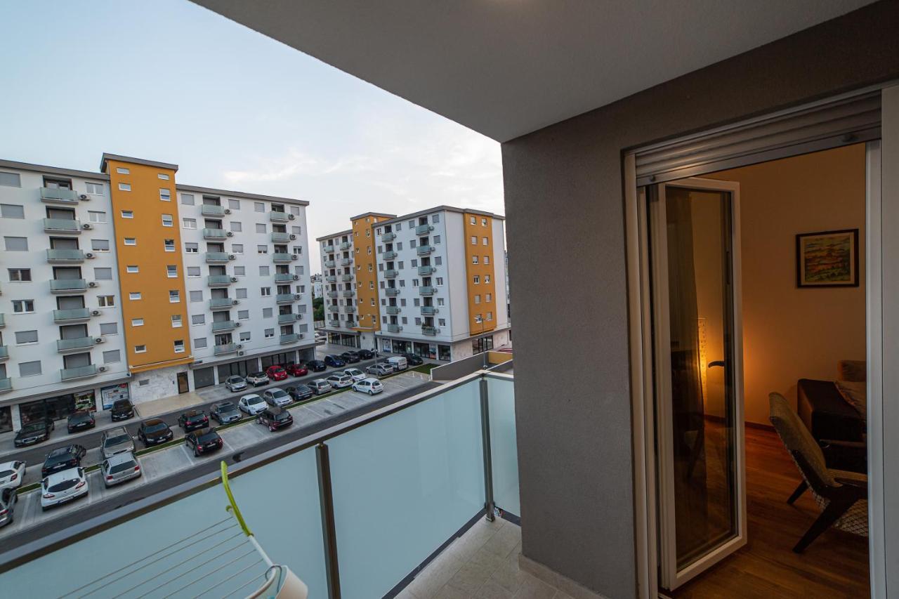 Apartman Miss T 포드고리차 외부 사진