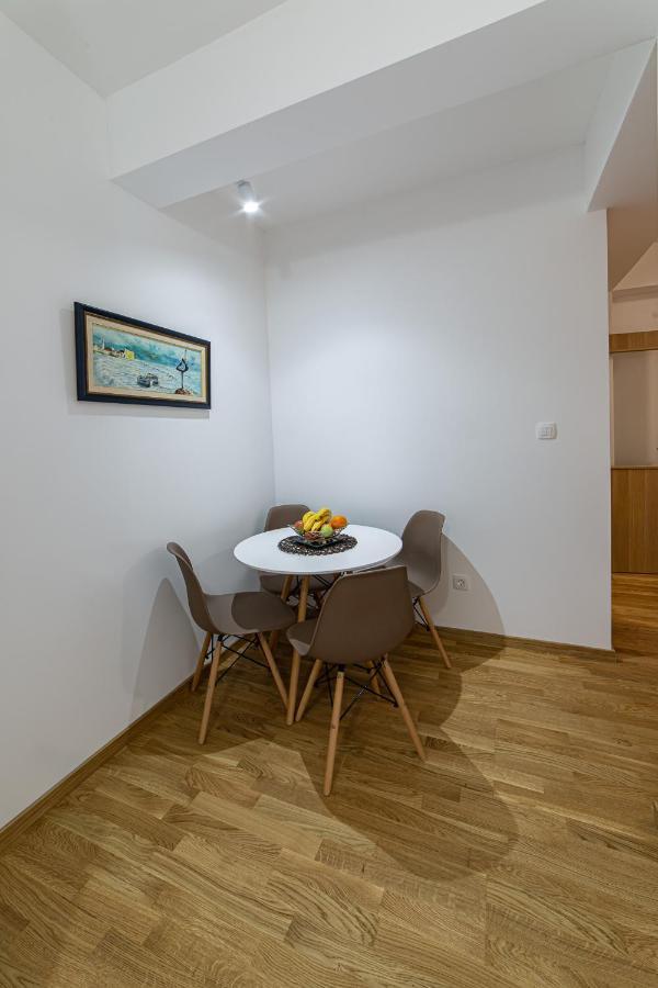 Apartman Miss T 포드고리차 외부 사진