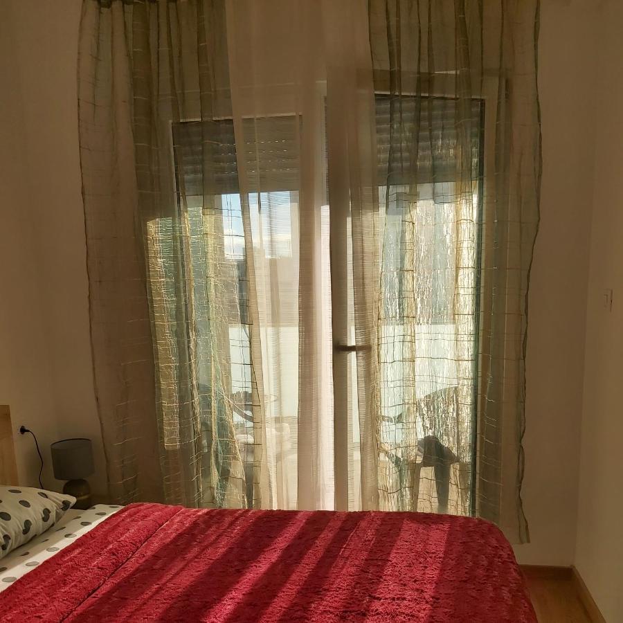 Apartman Miss T 포드고리차 외부 사진