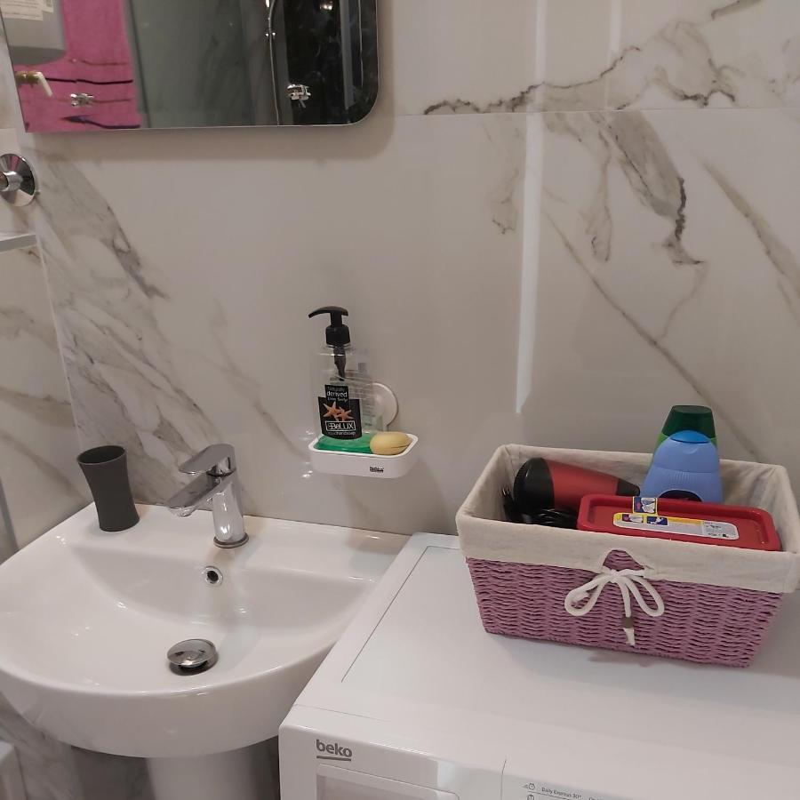 Apartman Miss T 포드고리차 외부 사진