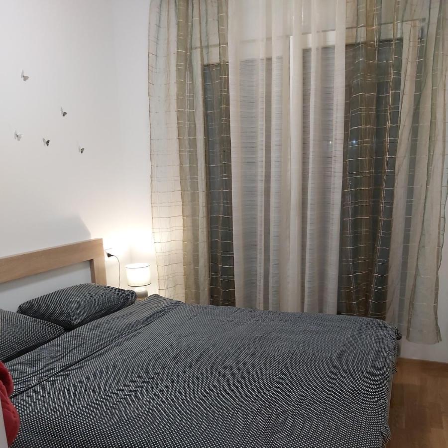 Apartman Miss T 포드고리차 외부 사진