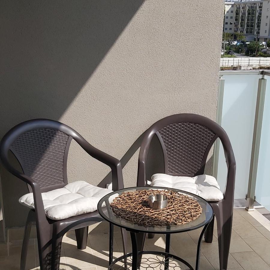 Apartman Miss T 포드고리차 외부 사진