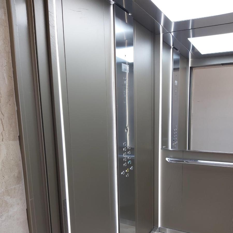 Apartman Miss T 포드고리차 외부 사진