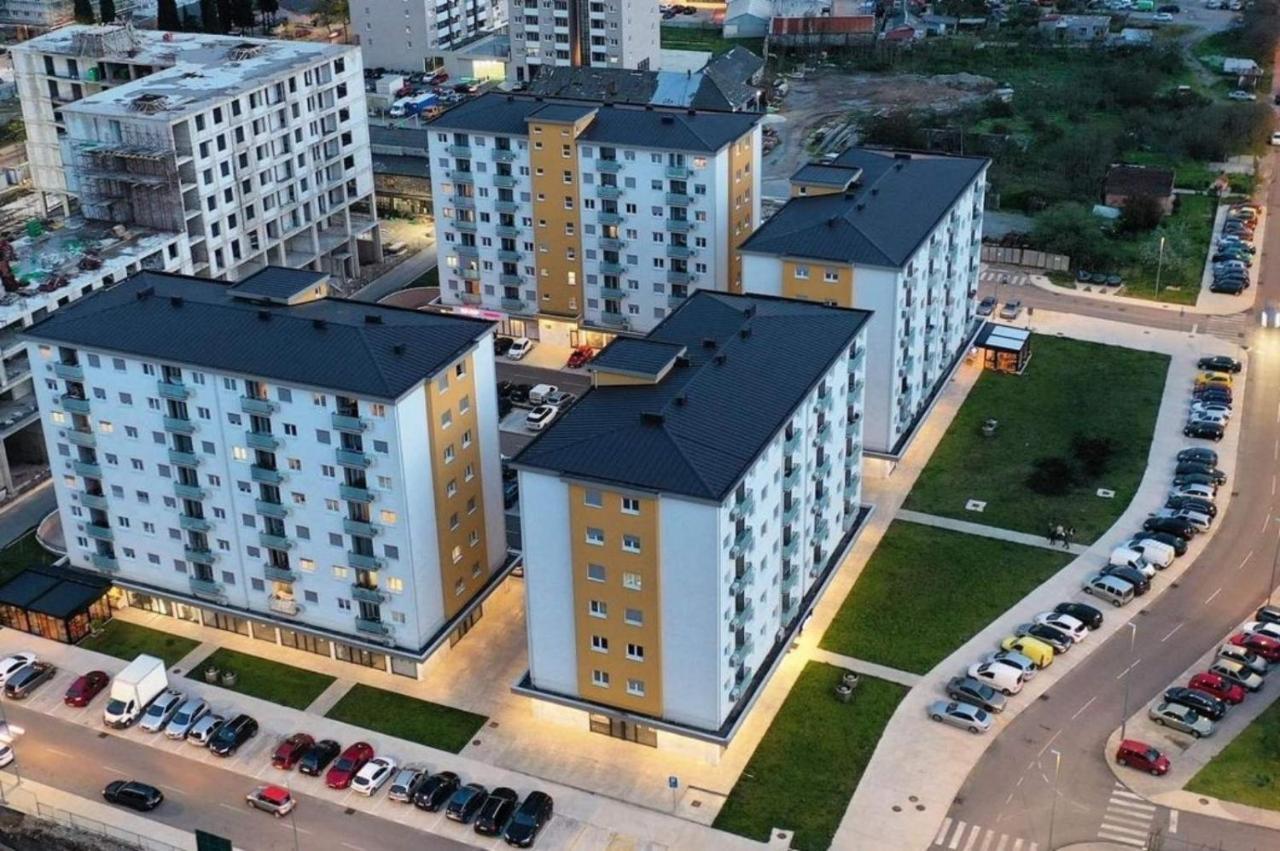 Apartman Miss T 포드고리차 외부 사진
