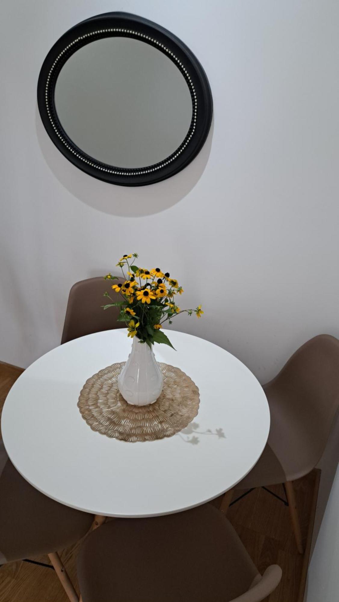 Apartman Miss T 포드고리차 외부 사진
